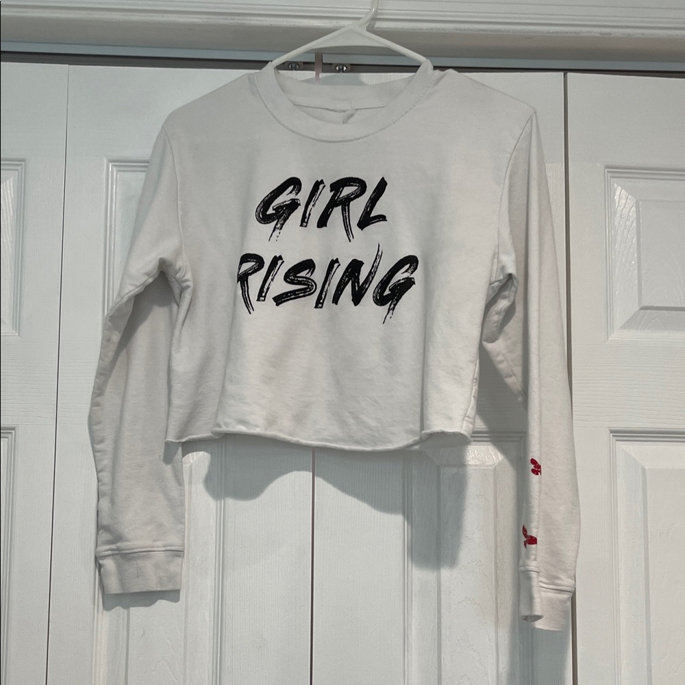 White 'Girl Rising' Cropped Shirt